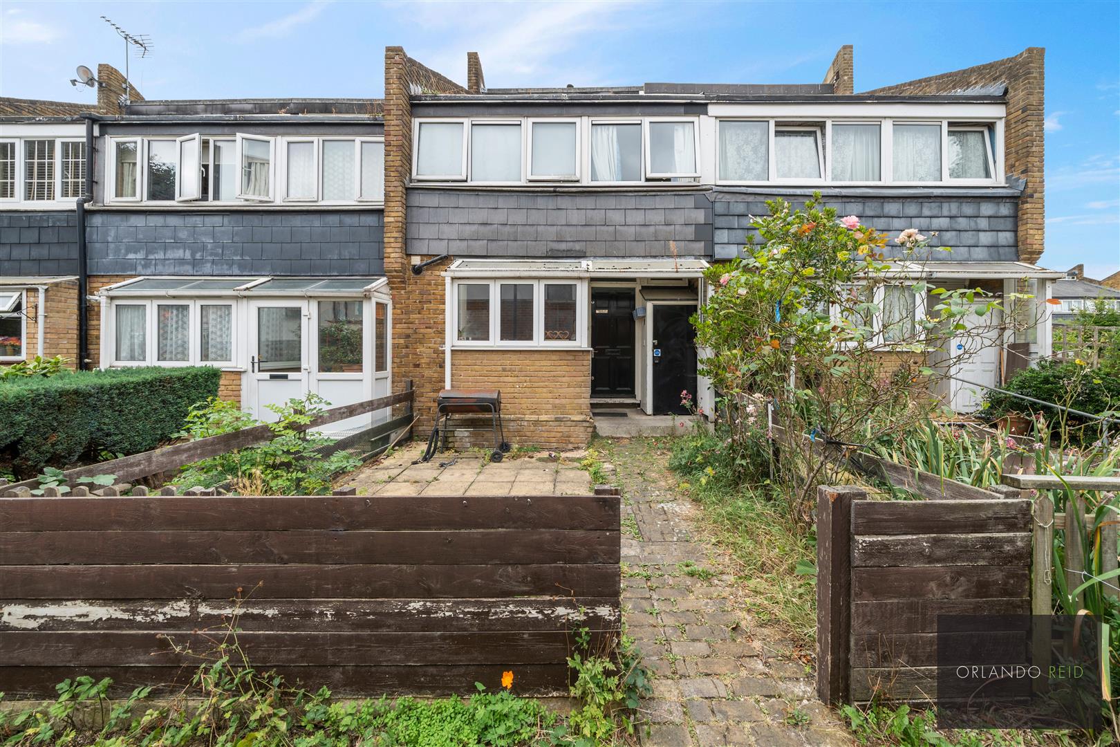 Woodvale Walk, Knights Hill